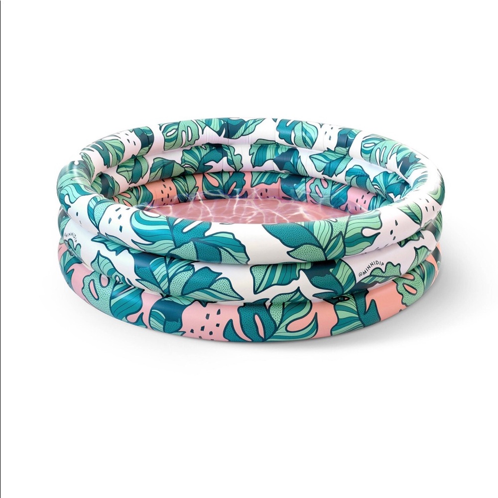 BNIB Minnidip Inflatable Pool